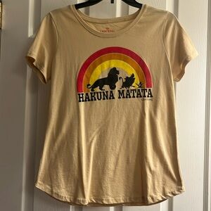 NEW Hakuna Matata Cotton Tee Size S